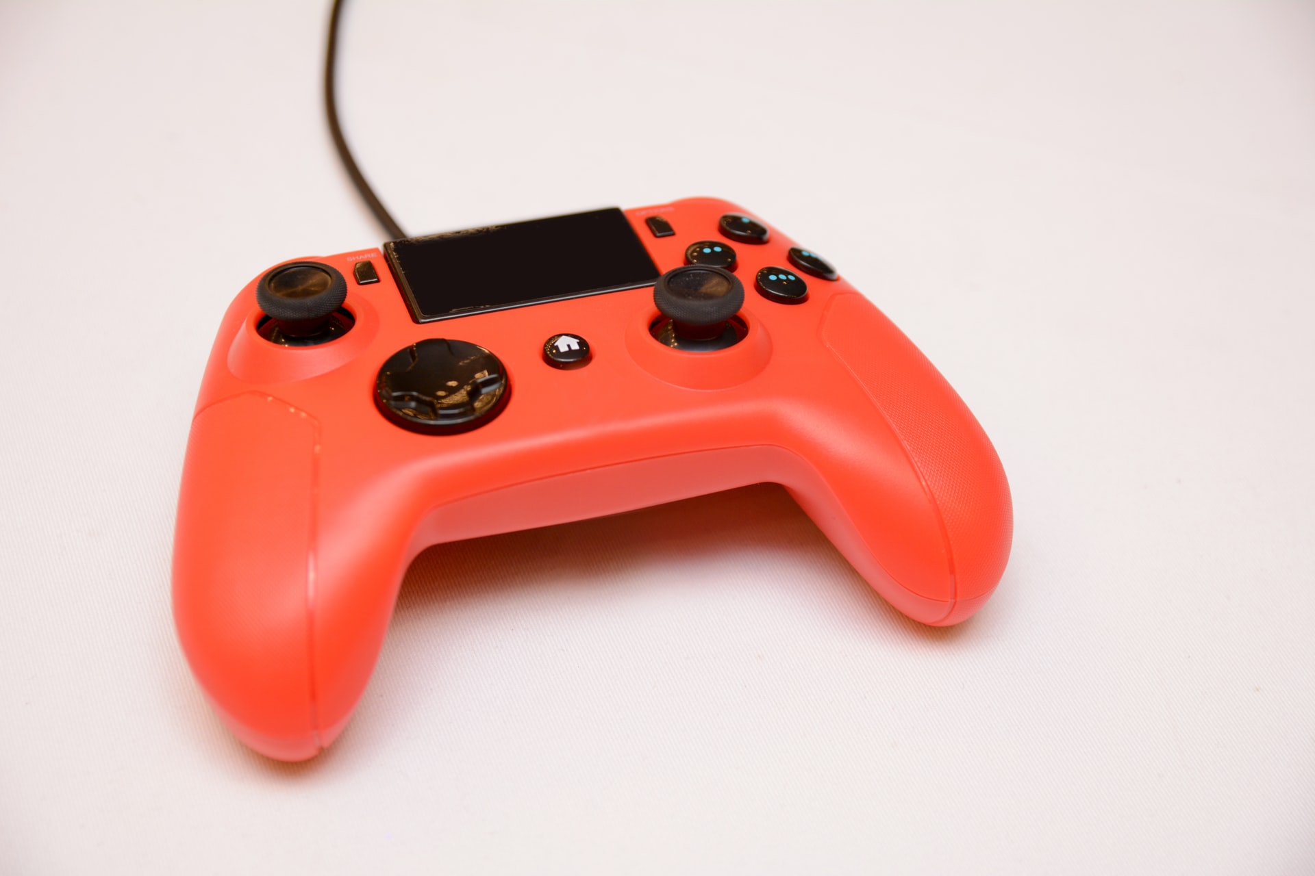 Get Better Performance With These PlayStation 4 Controllers